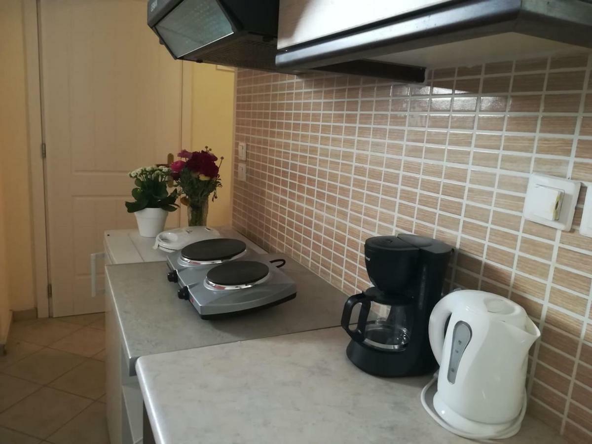 Little Yard Studios & Apartments #5 Budget Studio Naxos City Ngoại thất bức ảnh